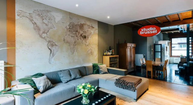 Spacious Design Home with Garden near Centre, Забронировать Отель Отели в центре Синт-Михилс, в центре