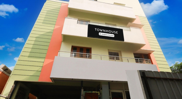 Townhouse Koyambedu Metro Station, Забронировать Дом для отпуска Коттеджи штата Тамилнада, Коттедж