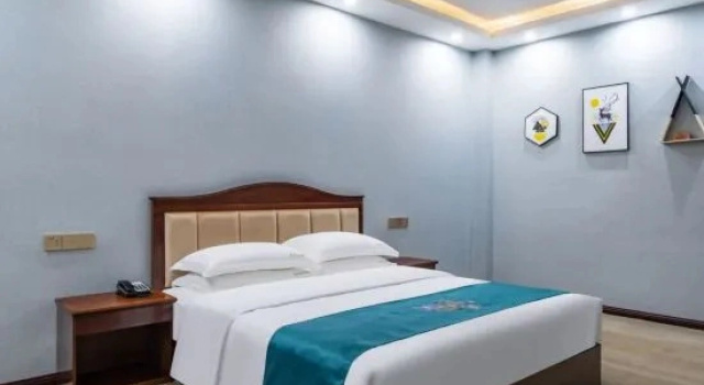 Люкс Deluxe Jinfoshan Hotel (Chongqing Nanchuan Wanda Plaza)