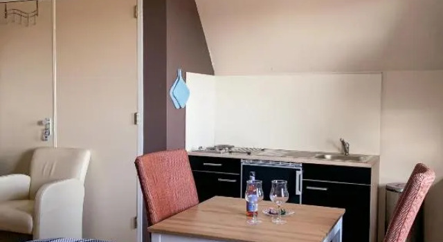 Номер Standard Kluiskade 24 Maasland