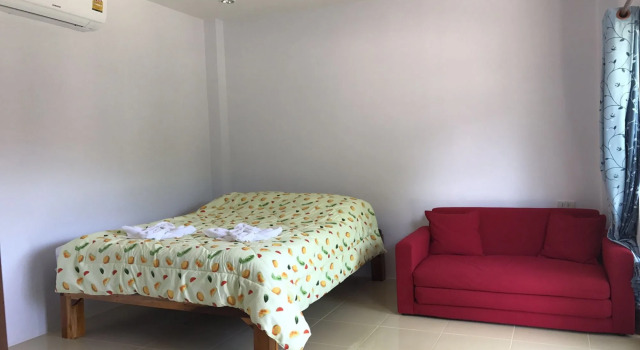 Baan Sri Lanta Sand