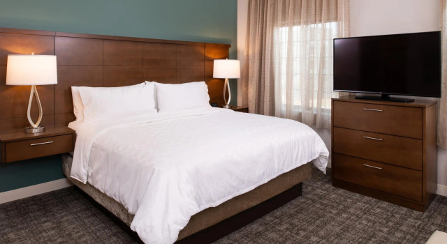 Двухместный люкс Staybridge Suites St George by IHG