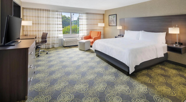 Двухместный номер Standard Holiday Inn Charlottesville-Univ Area by IHG