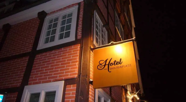 Hotel am Doktorplatz, Забронировать Отель Реда-Виденбрюк Северный Рейн-Вестфалия