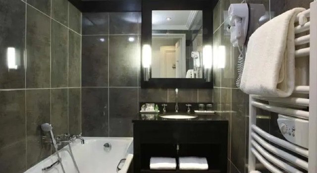 Двухместный номер Standard с балконом Hôtel California Champs Elysées