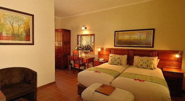 Tzaneen Country Lodge, Book Hotel Magoebaskloof Letaba