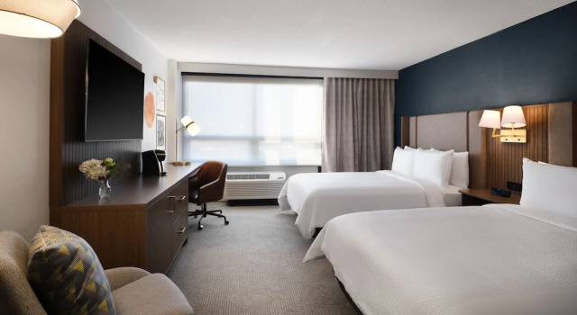 Четырёхместный номер Standard Holiday Inn Chicago OHare - Rosemont by IHG