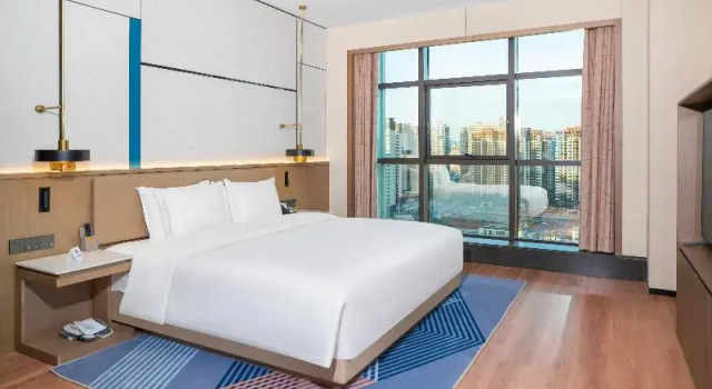 Люкс с 2 комнатами Holiday Inn Express Yueyang Pingjiang, an IHG Htl