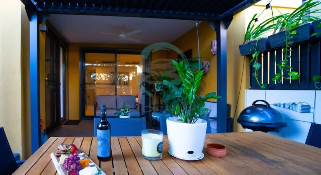 Апартаменты Zenseaside Waterfront Haven Office Pool BBQ