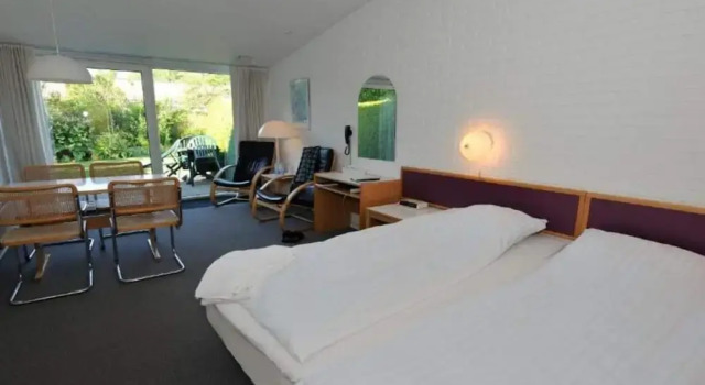 Holiday Home With all Facilities, Rezerwuj Hotel Hotele w Nexo z parkingiem, Parking