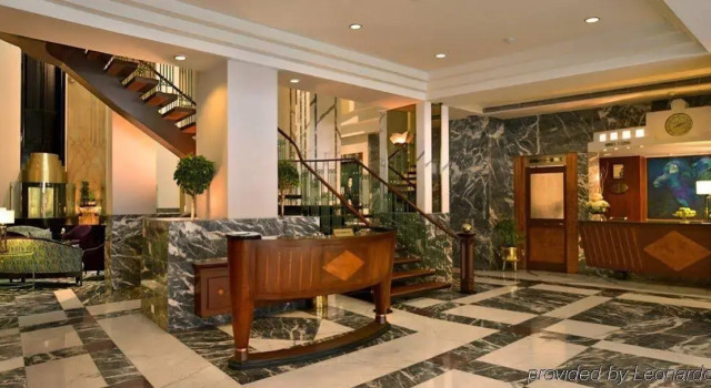 Hotel Marine Plaza Mumbai