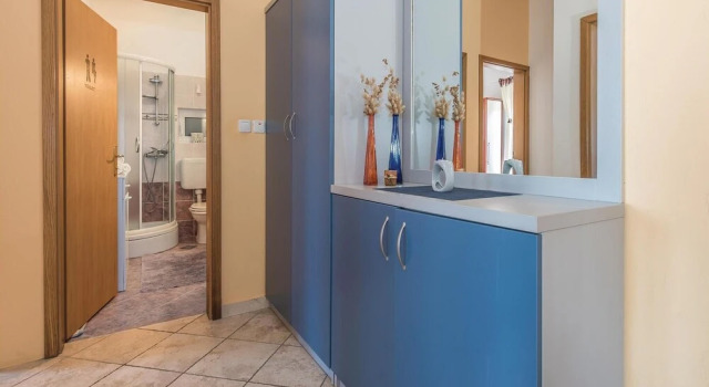 Awesome Home in Primosten With Wifi and 2 Bedrooms, Забронировать Отель Примоштен Шибеник