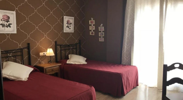 Hotel Las Rosas, Забронировать Отель Отели в центре Приего-де-Кордовы с завтраком, отели в центре Приего-де-Кордовы с завтраком