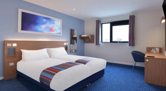 Travelodge Holyhead, Забронировать Отель Отели Anglesey с парковкой, Парковка