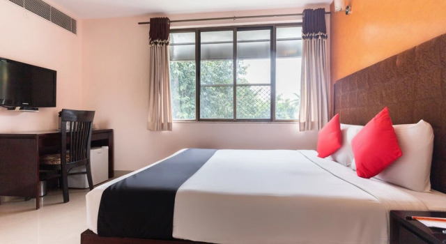 Capital O 47480 Crystal Castle, Забронировать Отель Отели JP Nagar 3 звезды, 3*