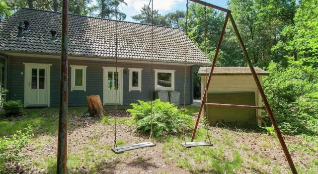 Finnish Holiday Villa With Sauna, Located in its own 2400 m2 Forest Land, Book Villa Sommerhuse i Norg, Hytte