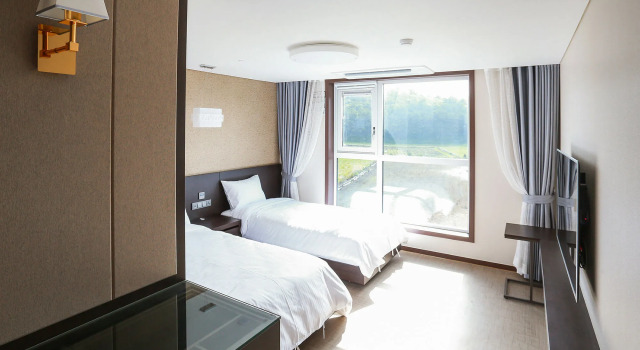 Jeju Stay in Seongsan Hotel
