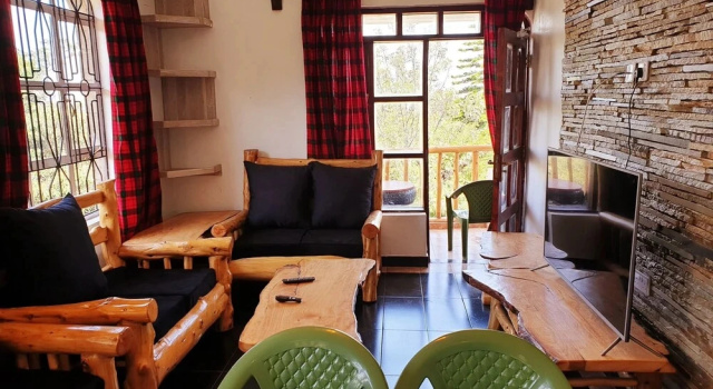 Двухместный номер Deluxe с балконом Merinja Guest House