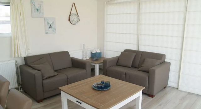 Modern Chalet With Combi-Microwave, Prenota Chalet Cottage a Parkstad, Cottage