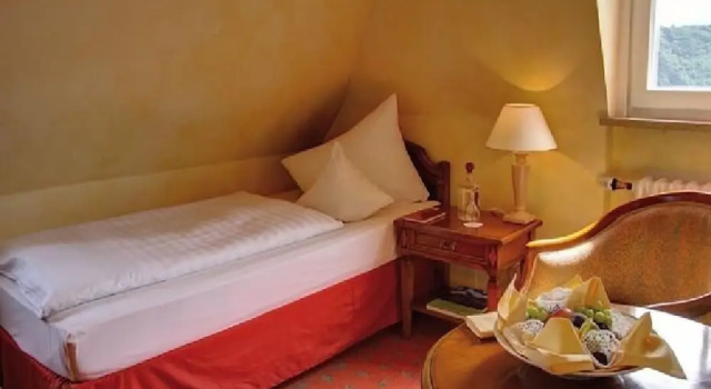Одноместный номер Standard Мансарда Hotel Schloss Rheinfels