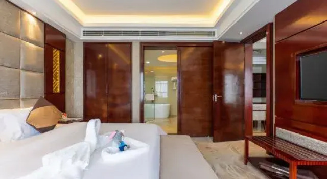 Люкс с видом на реку Maple Leaf Garden Hotel