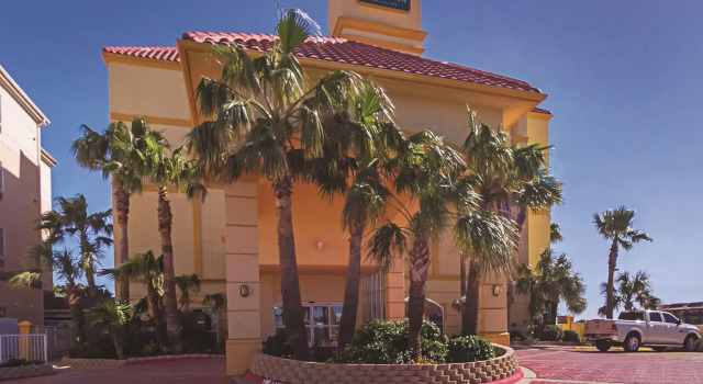 Номер Standard Sand Rose Beach Resort