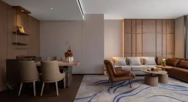 Люкс Premium Jinglong International Hotel (Zhangye West Railway Station Aegean Sea Shopping Center)