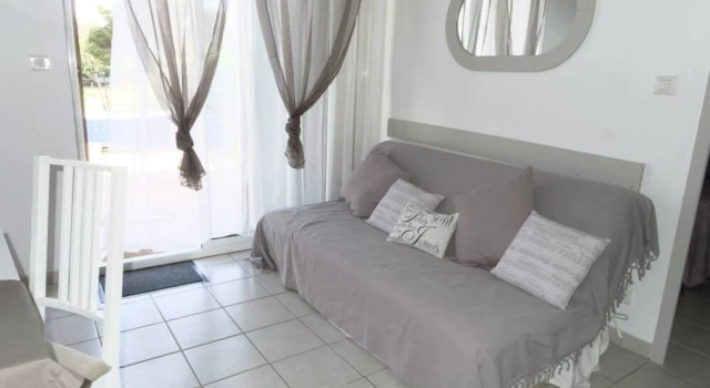 House With 2 Bedrooms in Saint-marcel-sur-aude, With Furnished Garden, Rezervovat Hotel Saint-Nazaire-d'Aude Canal du Midi