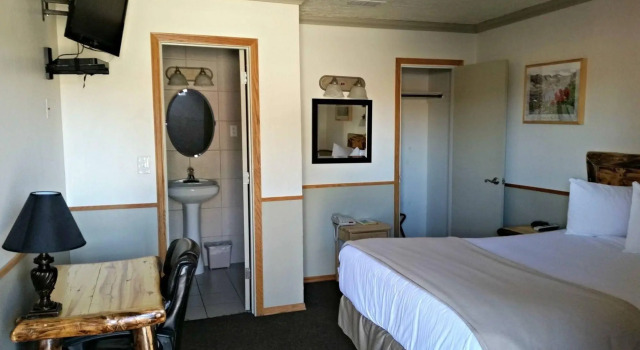 Sundance Motel, Забронировать Мотель Пайндейл Вайоминг