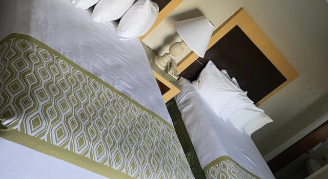 Четырёхместный коттедж с балконом и с видом на океан Lindbergh Bay Hotel and Villas