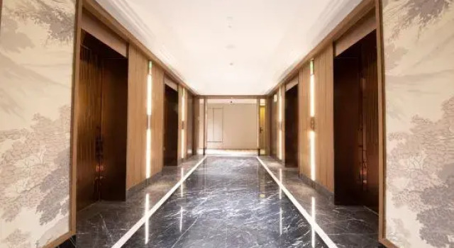 Ramada Encore Hotel (Wuhan Wangjiawan Yulong Road Subway Station Shop ), Prenota Hotel Hotel a Hubei con parcheggio, Parcheggio