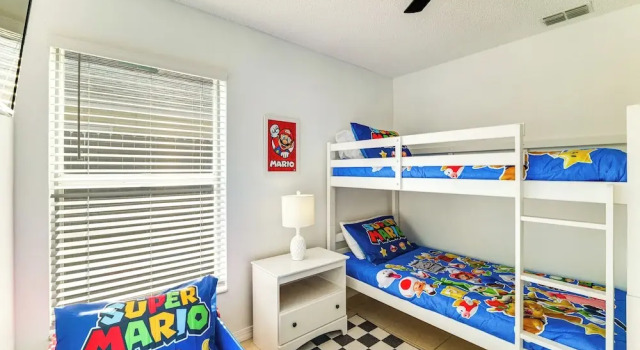 7 Mi to Disney Parks: Family Getaway w/ Game Room