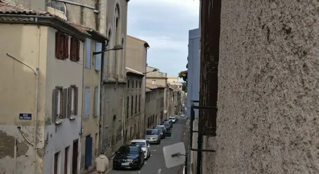 Un cocon avec terrasse en Bastide, Rezerwuj Hotel Hotele w Carcassonne z parkingiem, Parking