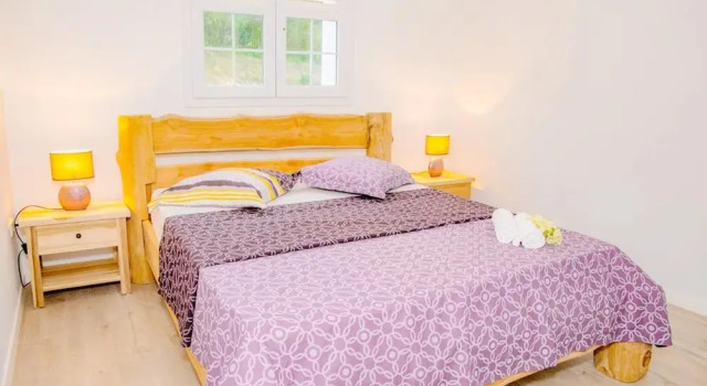 House with 2 Bedrooms in Les Trois-Îlets, with Enclosed Garden And Wifi - 2 Km From the Beach, Prenota Casa vacanze Hotel a Le Marin con parcheggio, Parcheggio