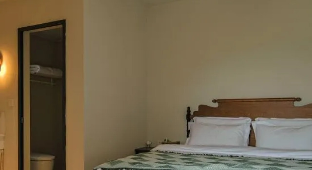 Люкс c 1 комнатой Ruomu Homestay (Jianshui Ancient Town)