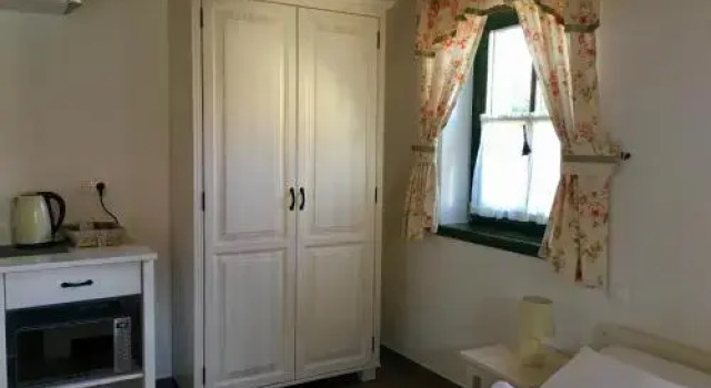 Kokeny es Fia Cottage Houses, Varaa Lomakoti Cegled Budapest