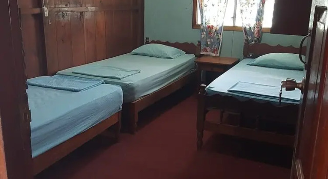 Номер Economy Cabinas Leyko
