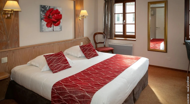 Двухместный номер Comfort c 1 комнатой Logis Hôtel De La Cloche