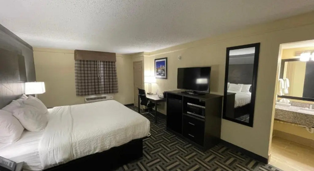 Номер Standard Baymont by Wyndham Indianapolis Airport Lynhurst