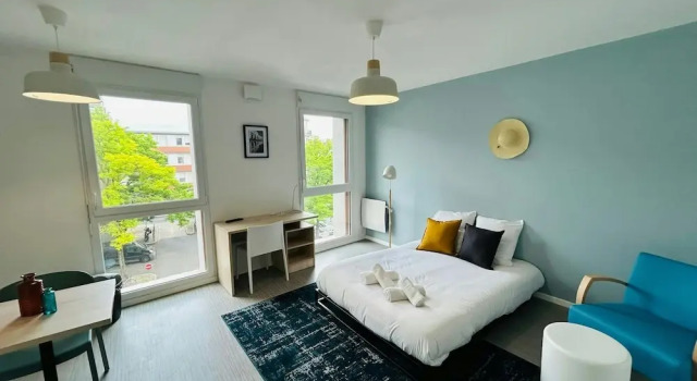 We Live In R - Suite 301, Rezerwuj Apartament Reims Champagne