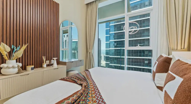Апартаменты 2BR Luxury with Stunning Lake View in Business Bay