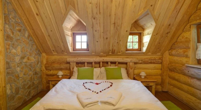 Srub u Medvěda, Reserva ahora Hotel Nový Jičín 
