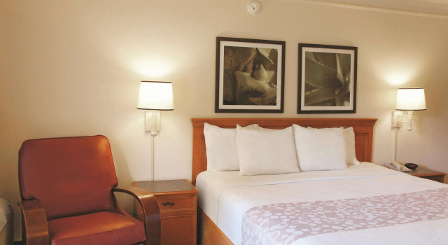 Baymont by Wyndham Houston La Porte