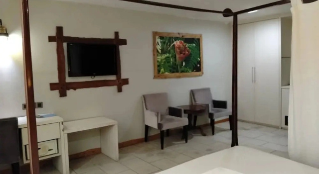 Полулюкс Townhouse Near Tanjung Batu Formerly 900 Inn