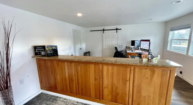 Bend Riverside Rentals, Prenota Hotel Bend 