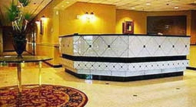 La Quinta Inn & Suites St. Paul, Buchen Sie Hotel St. Paul 