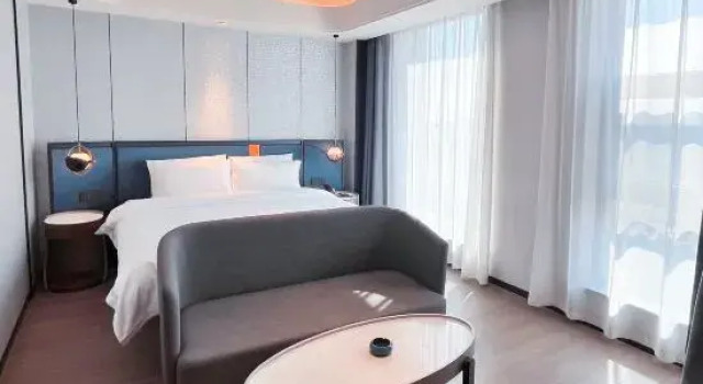 Люкс Yueman Hotel (Lanzhou Zhongchuan Airport Rainbow City)