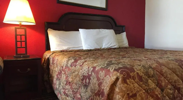 Номер Standard Parkway Inn