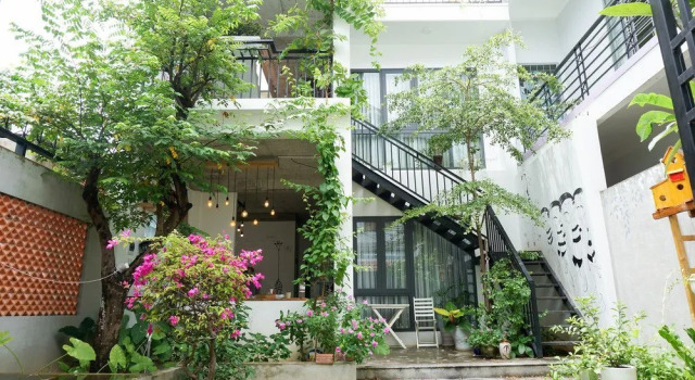 3BR Green and Artistic House in Da Nang