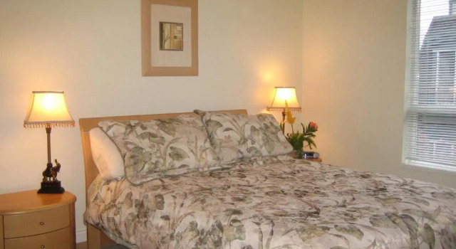 Апартаменты Дуплекс Ocean Breeze Executive Bed and Breakfast
